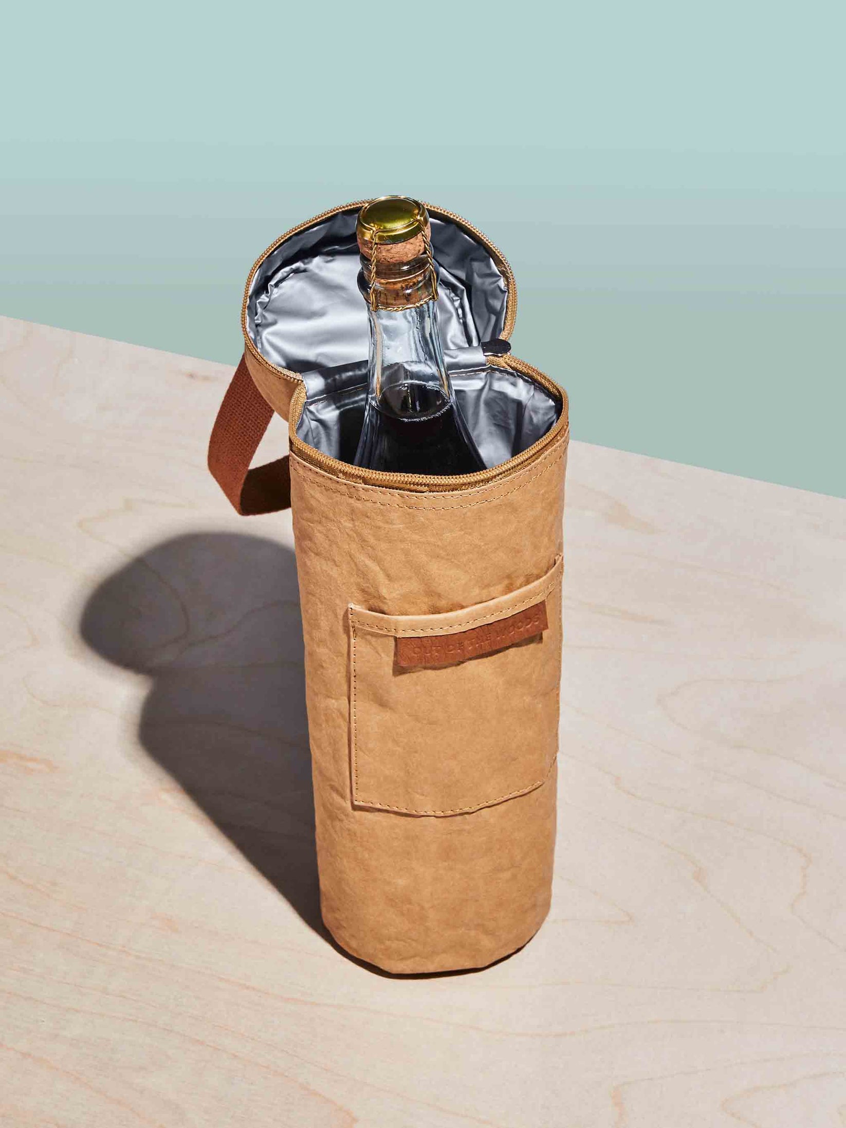Out of The Woods Insulated Wine Spirits Valet Ebony